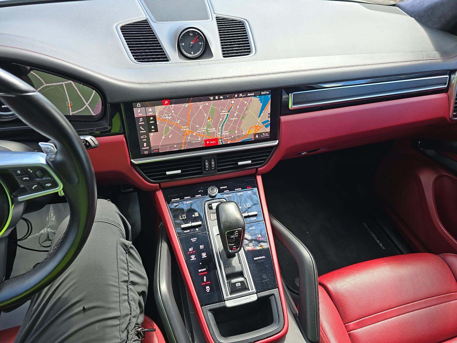 PORSCHE CAYENNE - 10
