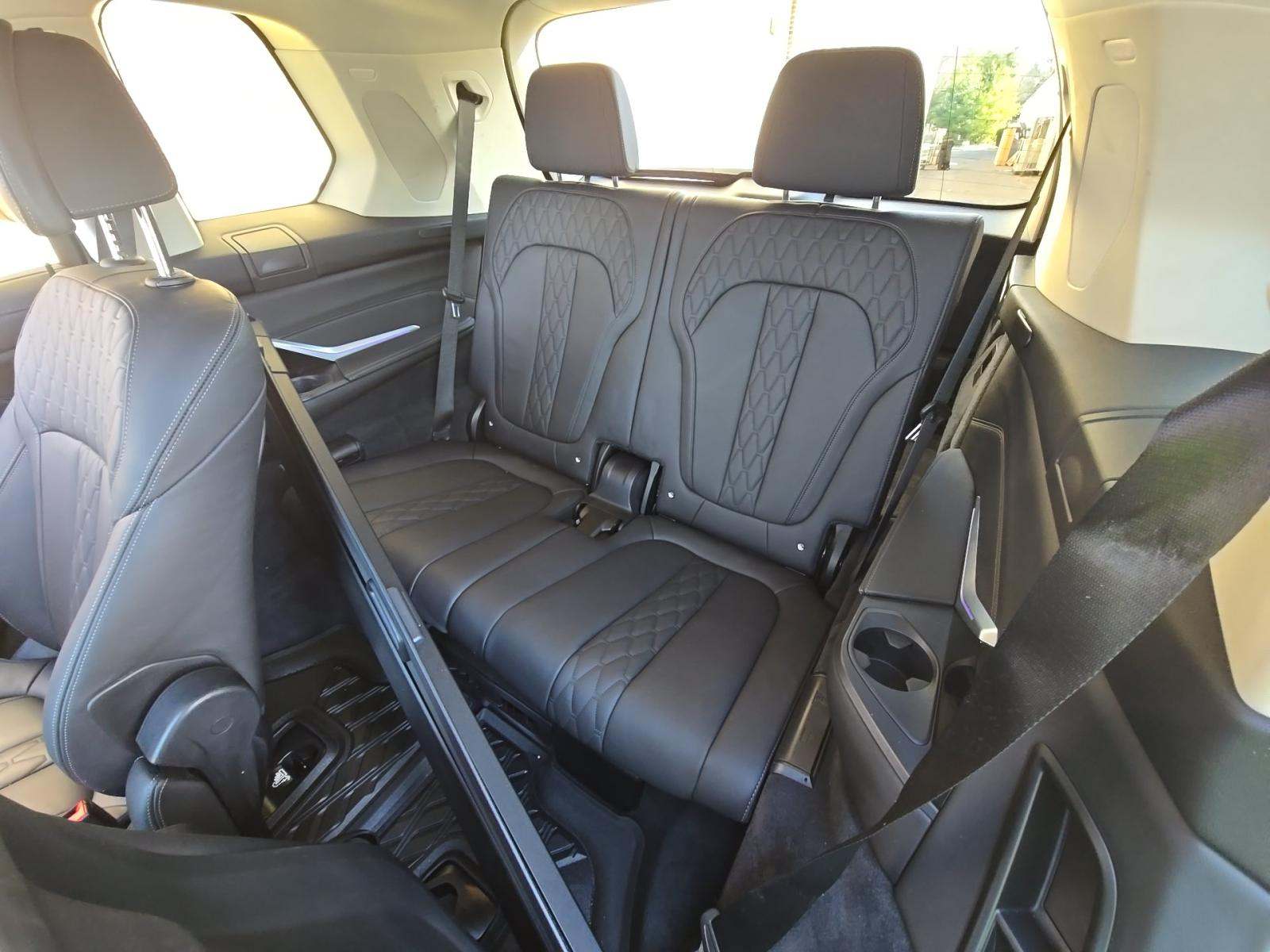 2024 BMW X7 xDrive40i AWD