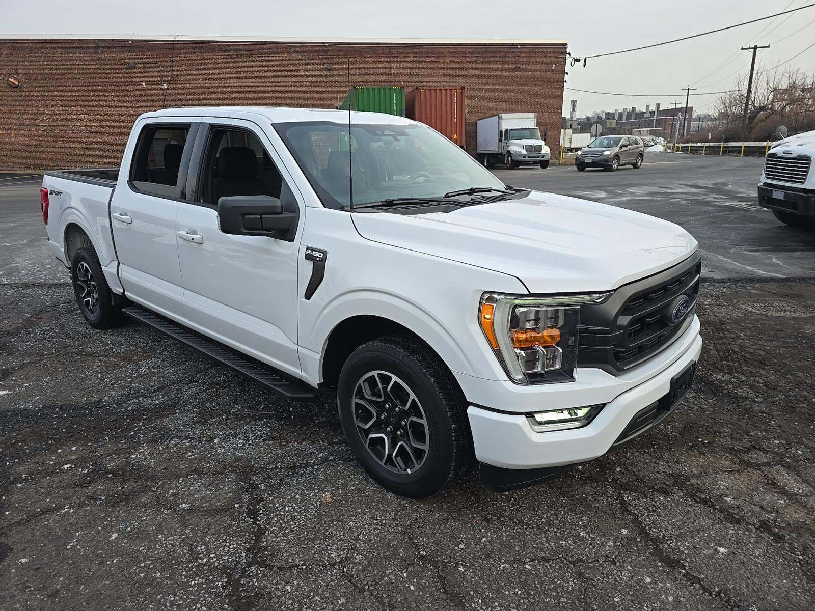 2022 Ford F-150 XLT RWD