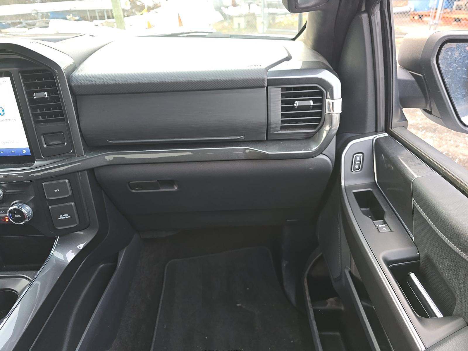 2022 Ford F-150 XLT RWD