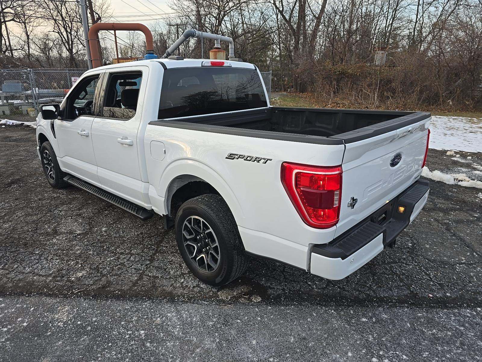 2022 Ford F-150 XLT RWD