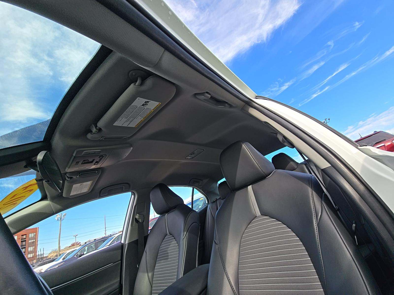 2024 Toyota Camry SE FWD