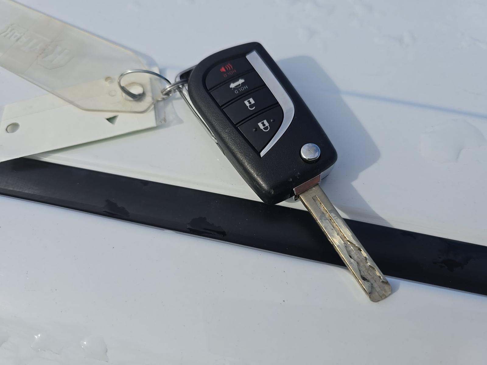 2024 Toyota Camry SE FWD