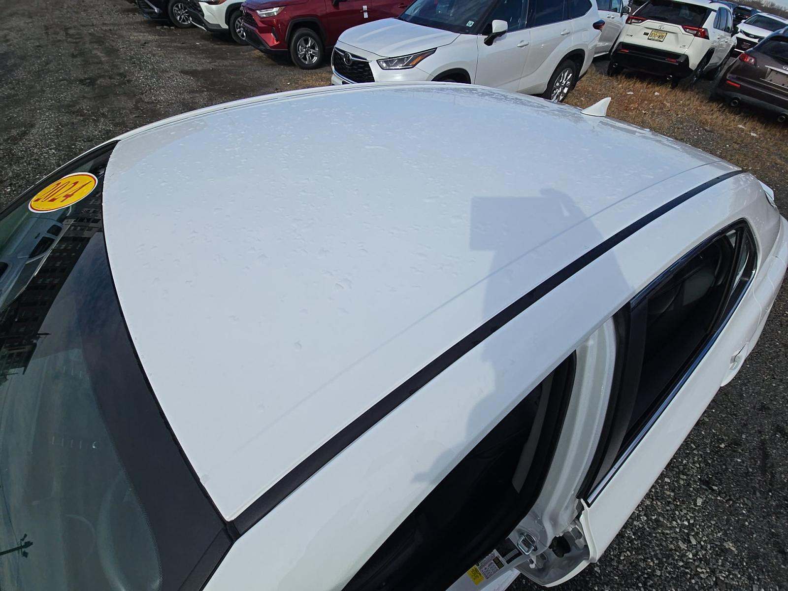 2024 Toyota Camry SE FWD