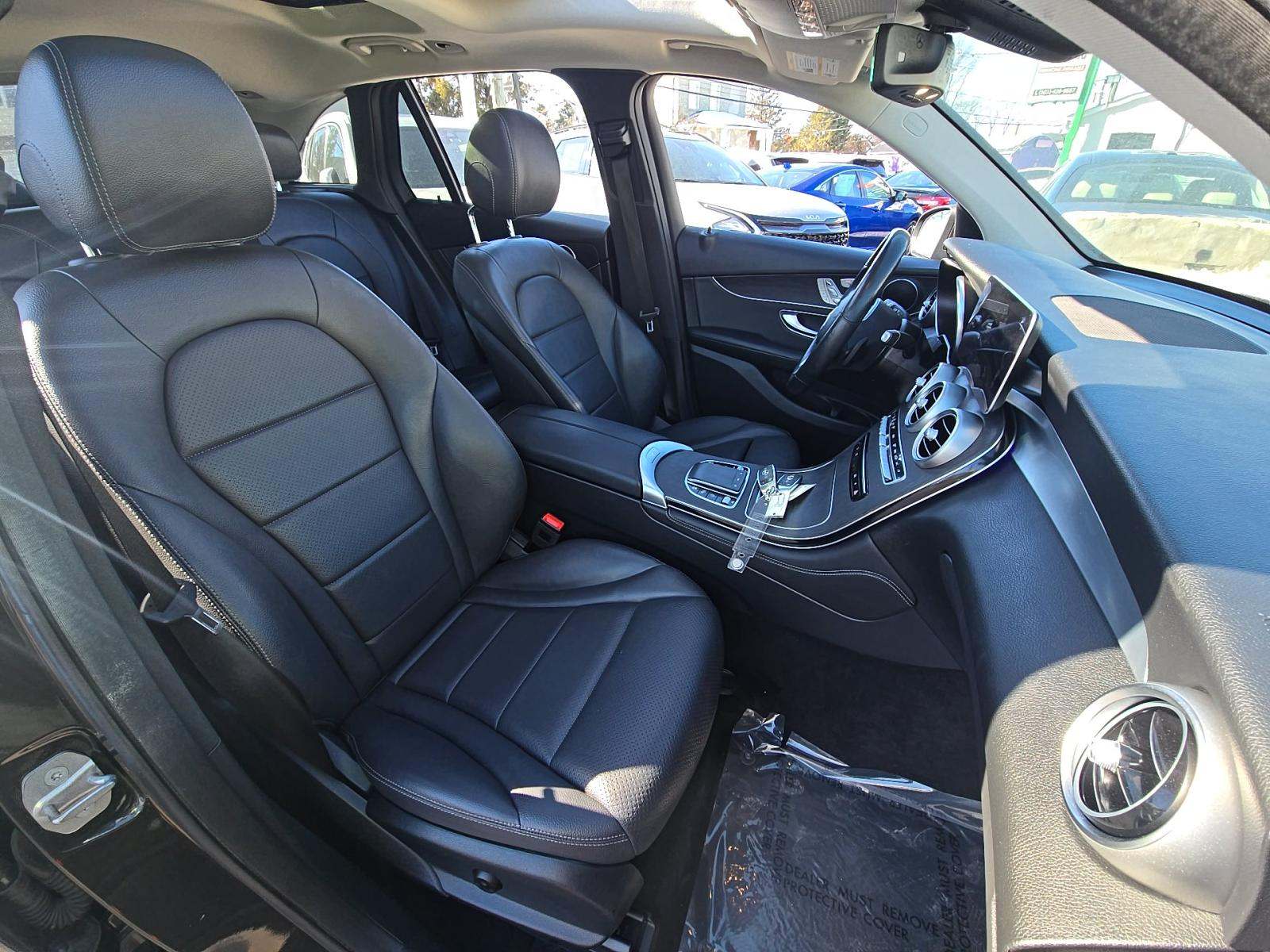 2021 Mercedes-Benz GLC GLC 300 AWD