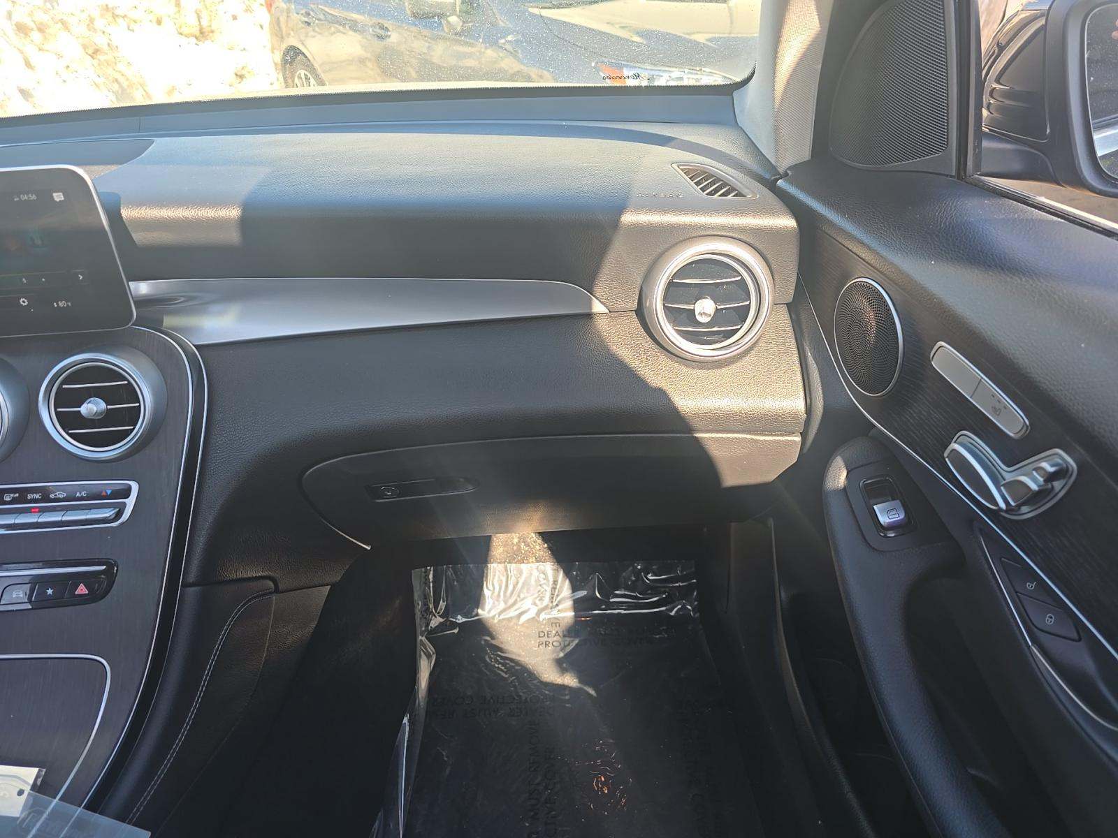 2021 Mercedes-Benz GLC GLC 300 AWD