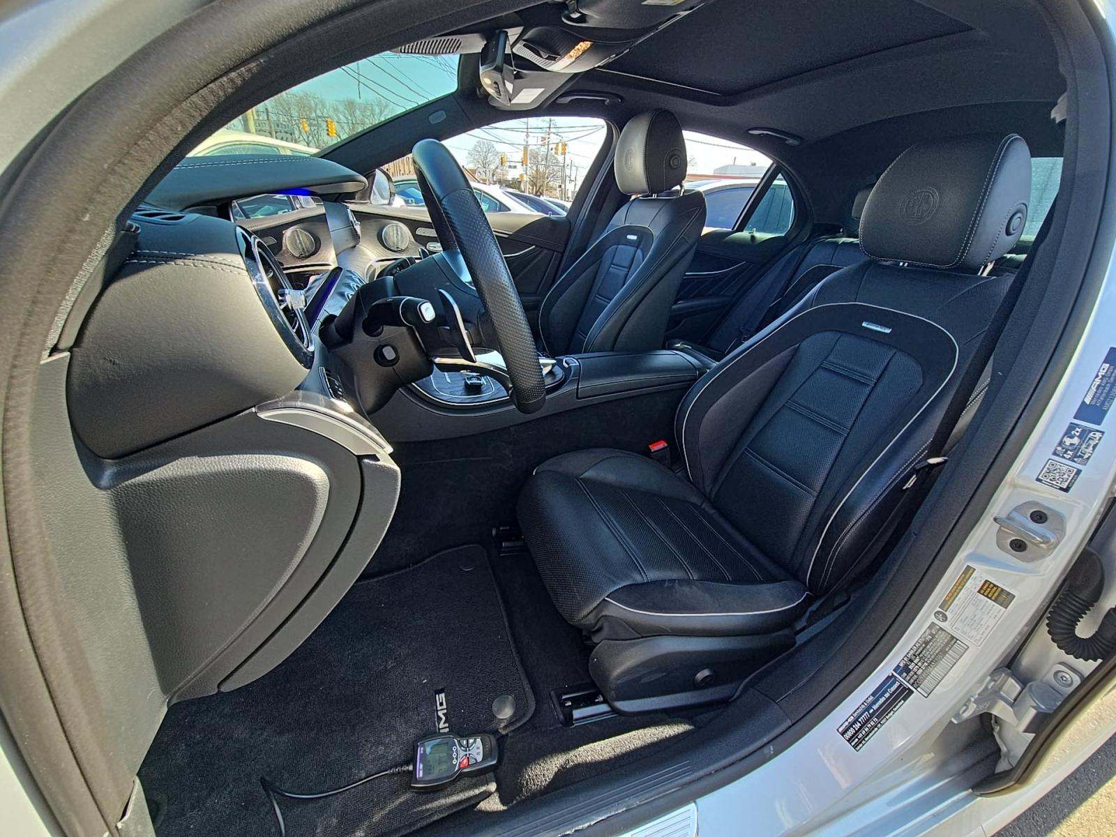 MERCEDES-BENZ E-CLASS - 6