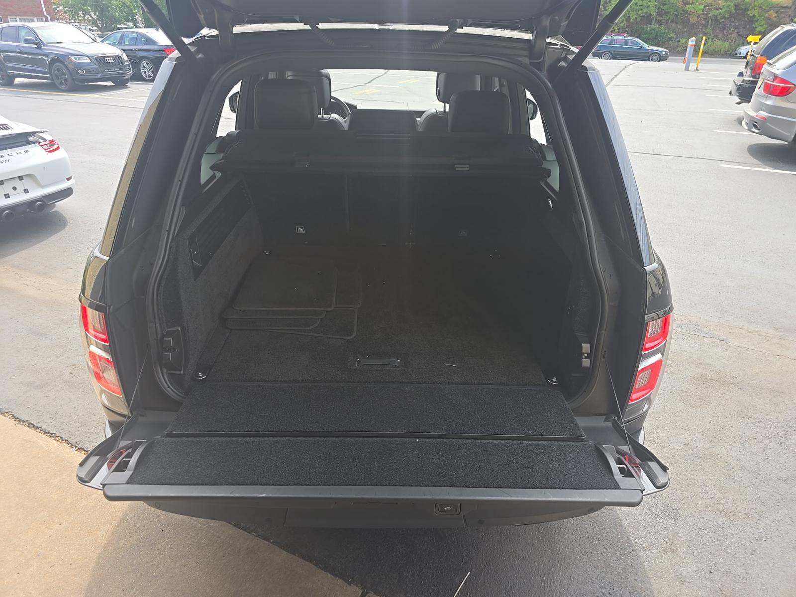 2022 Land Rover Range Rover Base AWD