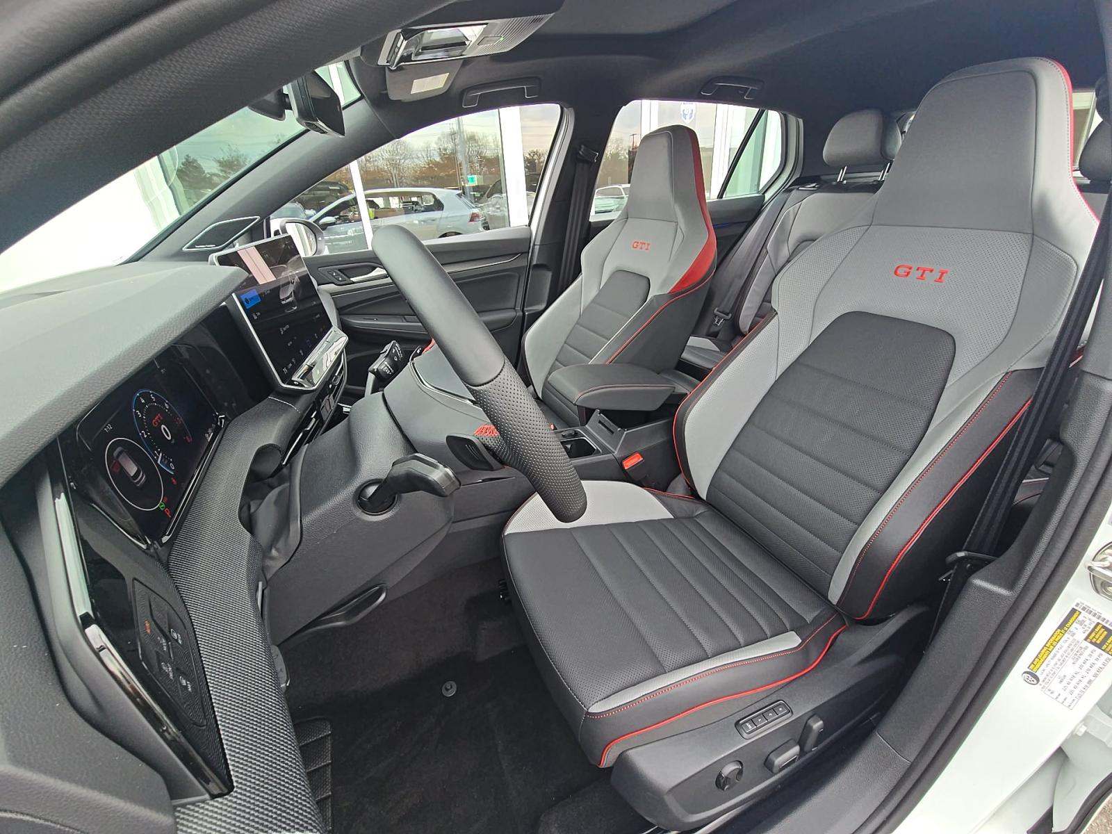 2025 Volkswagen Golf GTI 2.0T SE FWD