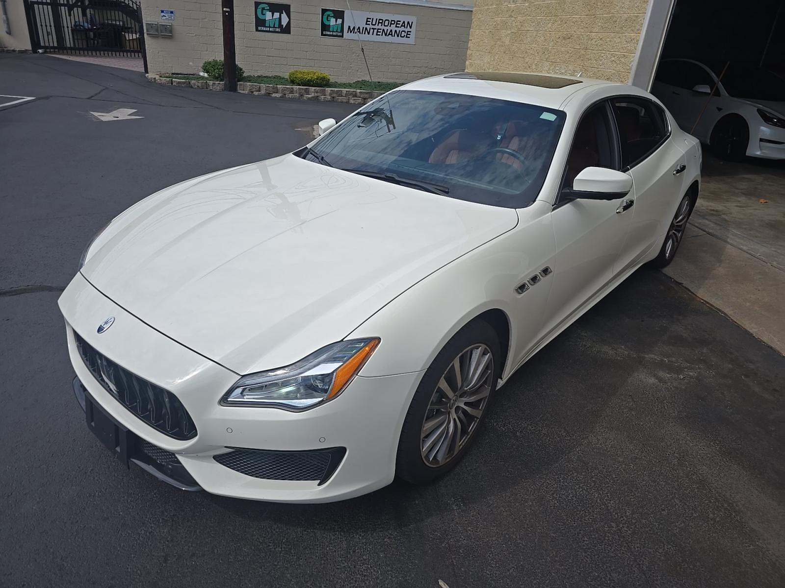 2022 Maserati Quattroporte Modena Q4 AWD