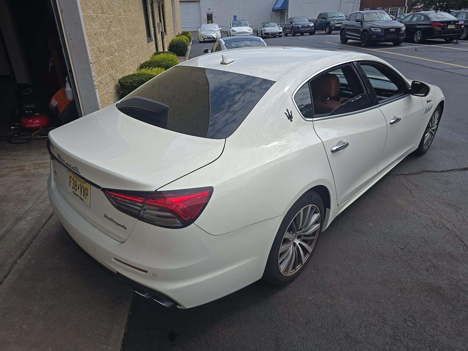 2022 Maserati Quattroporte Modena Q4 AWD