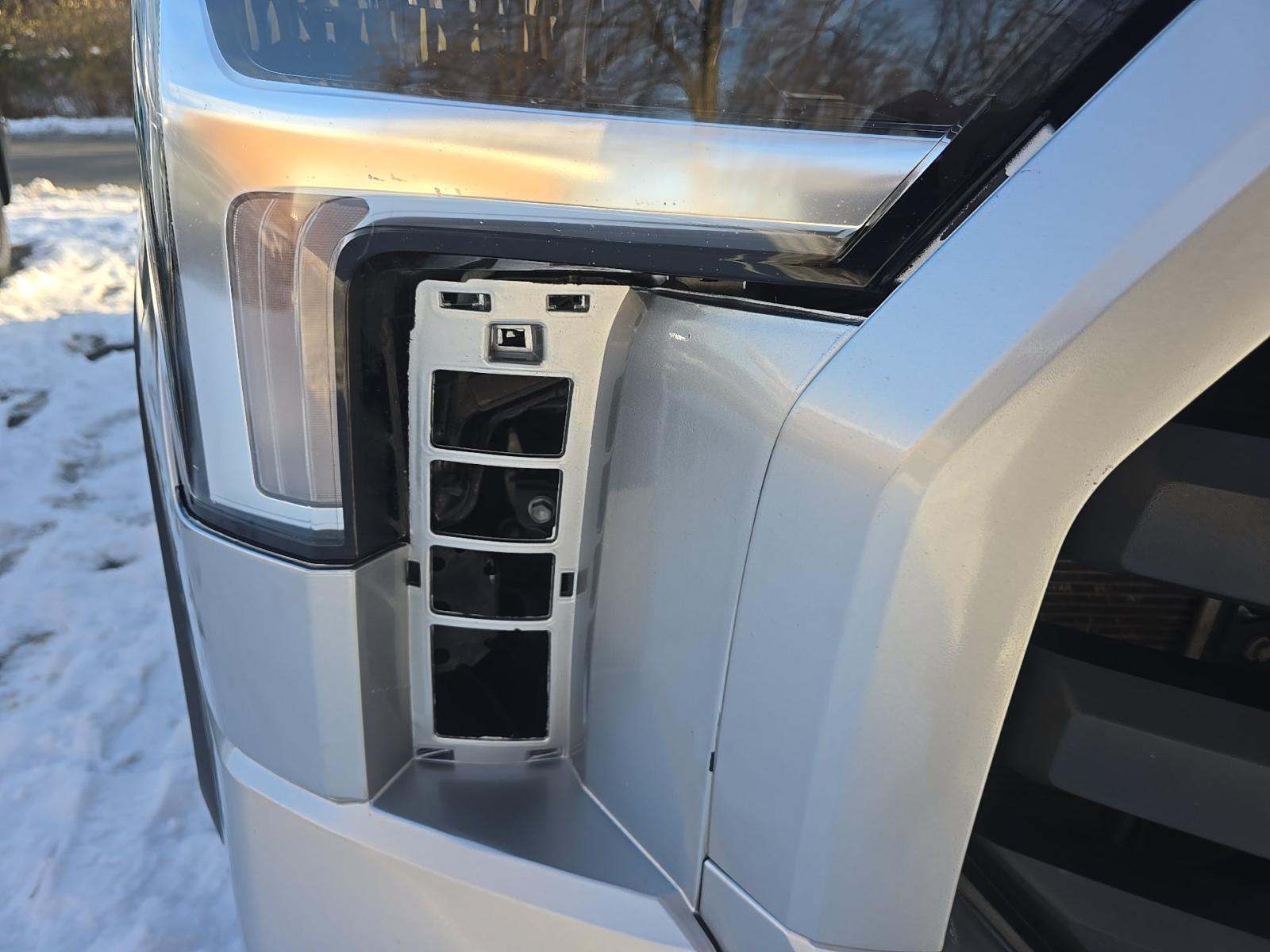 2024 Toyota Tundra SR5 AWD