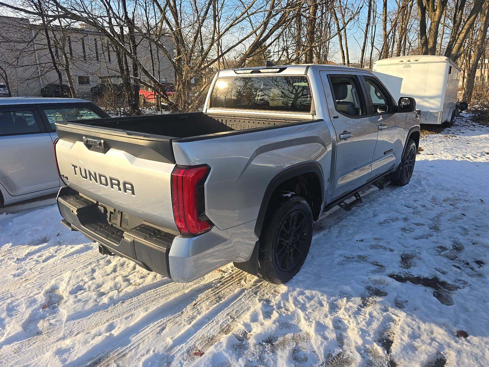 2024 Toyota Tundra SR5 AWD