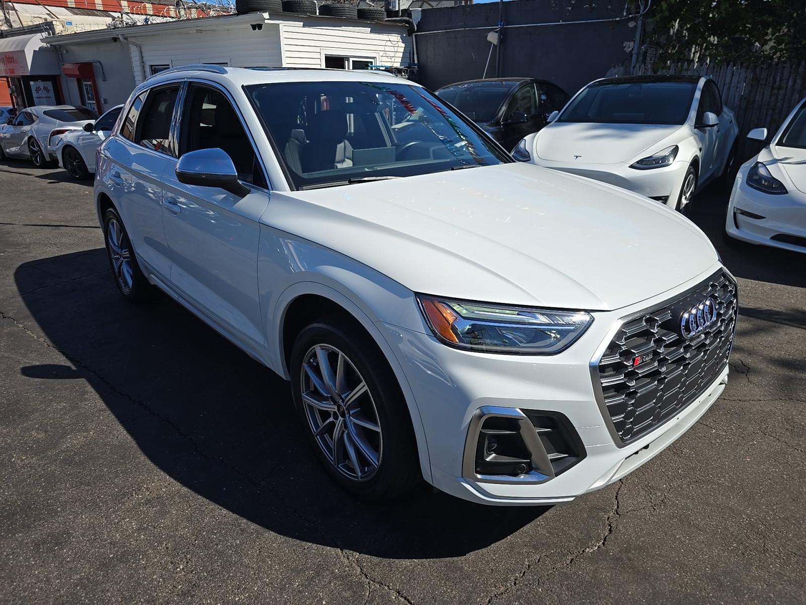 2023 Audi SQ5 Premium Plus AWD