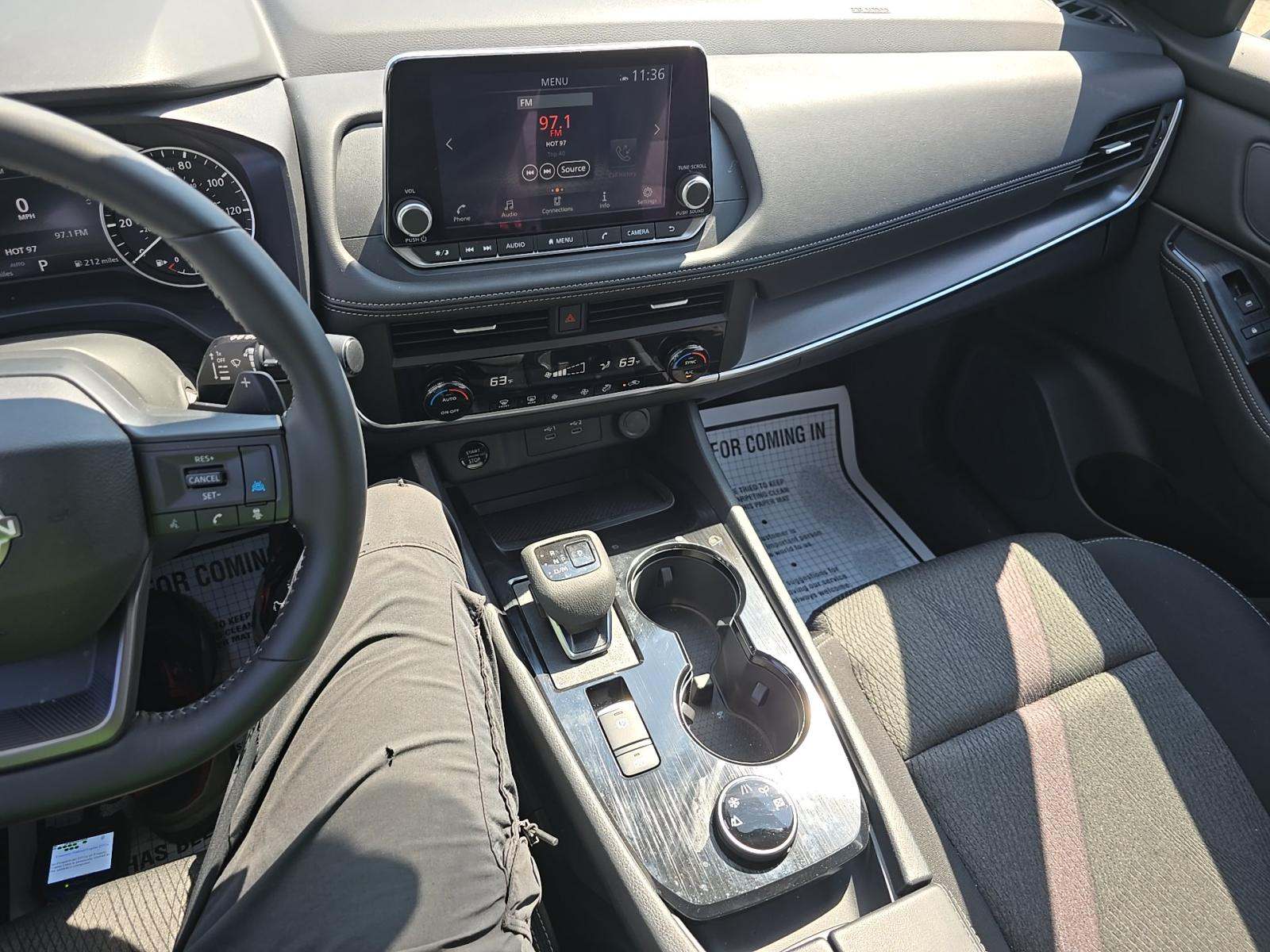 2025 Nissan Rogue SV AWD