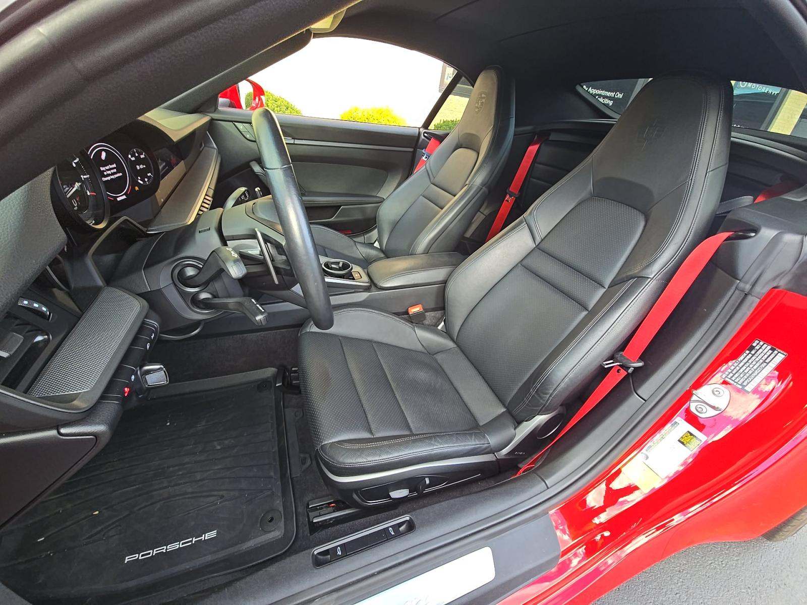 2022 Porsche 911 Carrera RWD