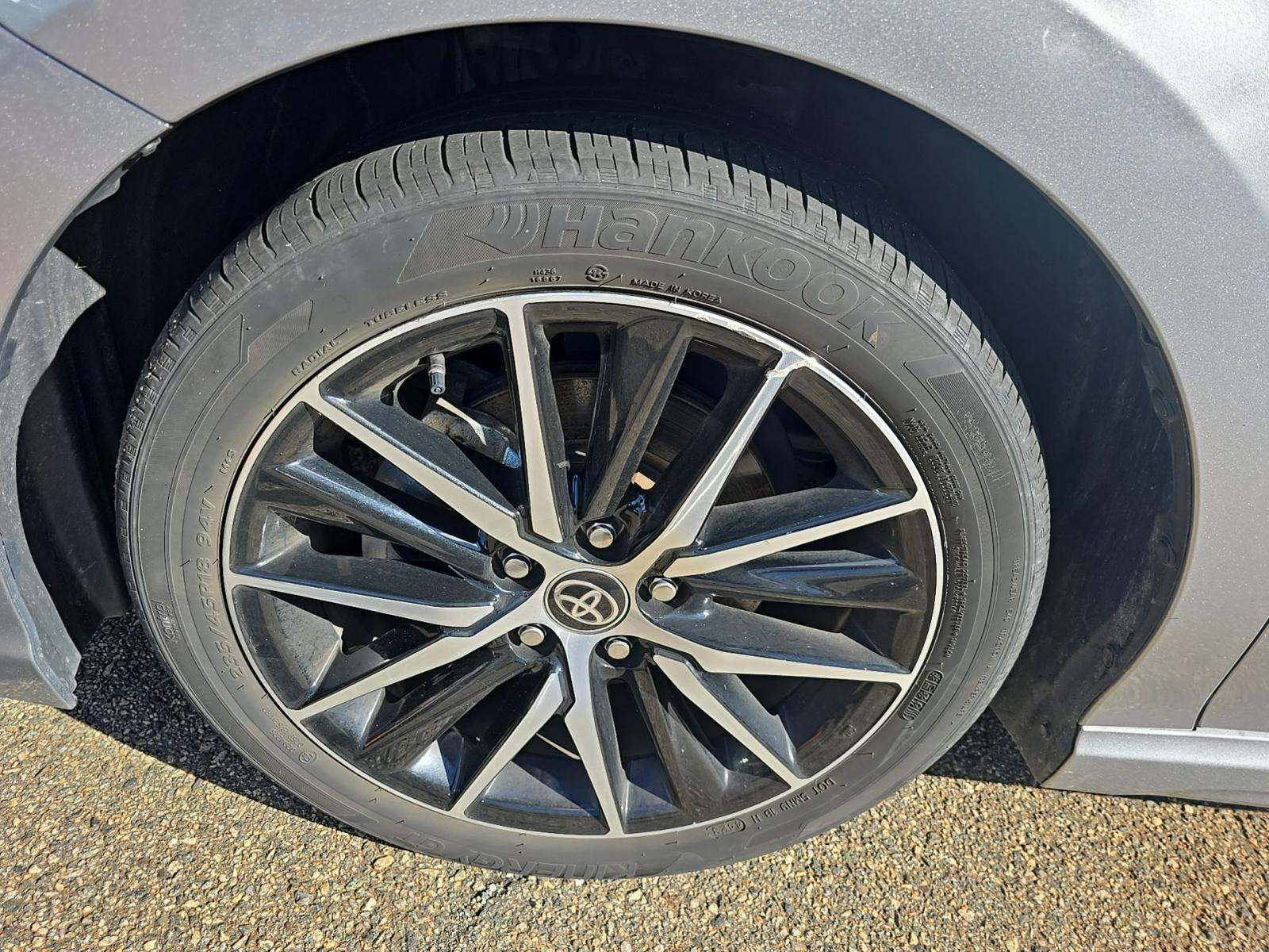 2024 Toyota Camry SE FWD