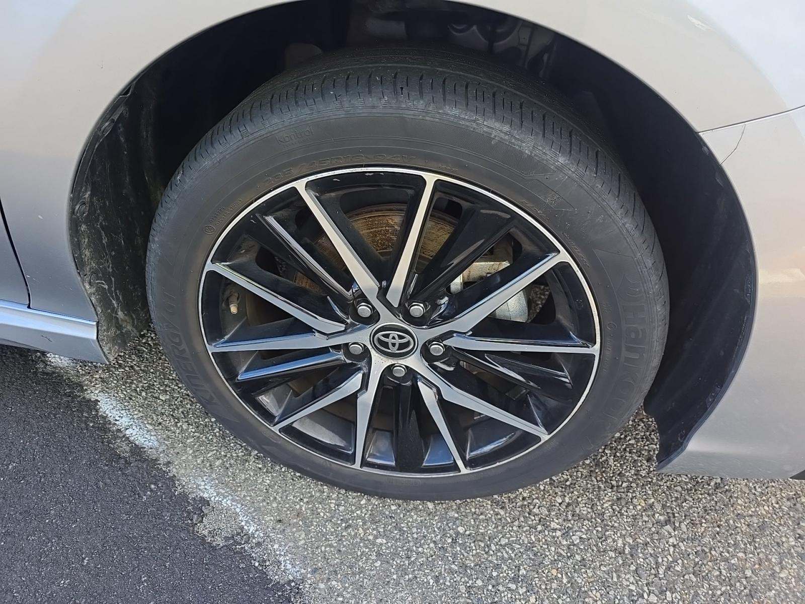 2024 Toyota Camry SE FWD