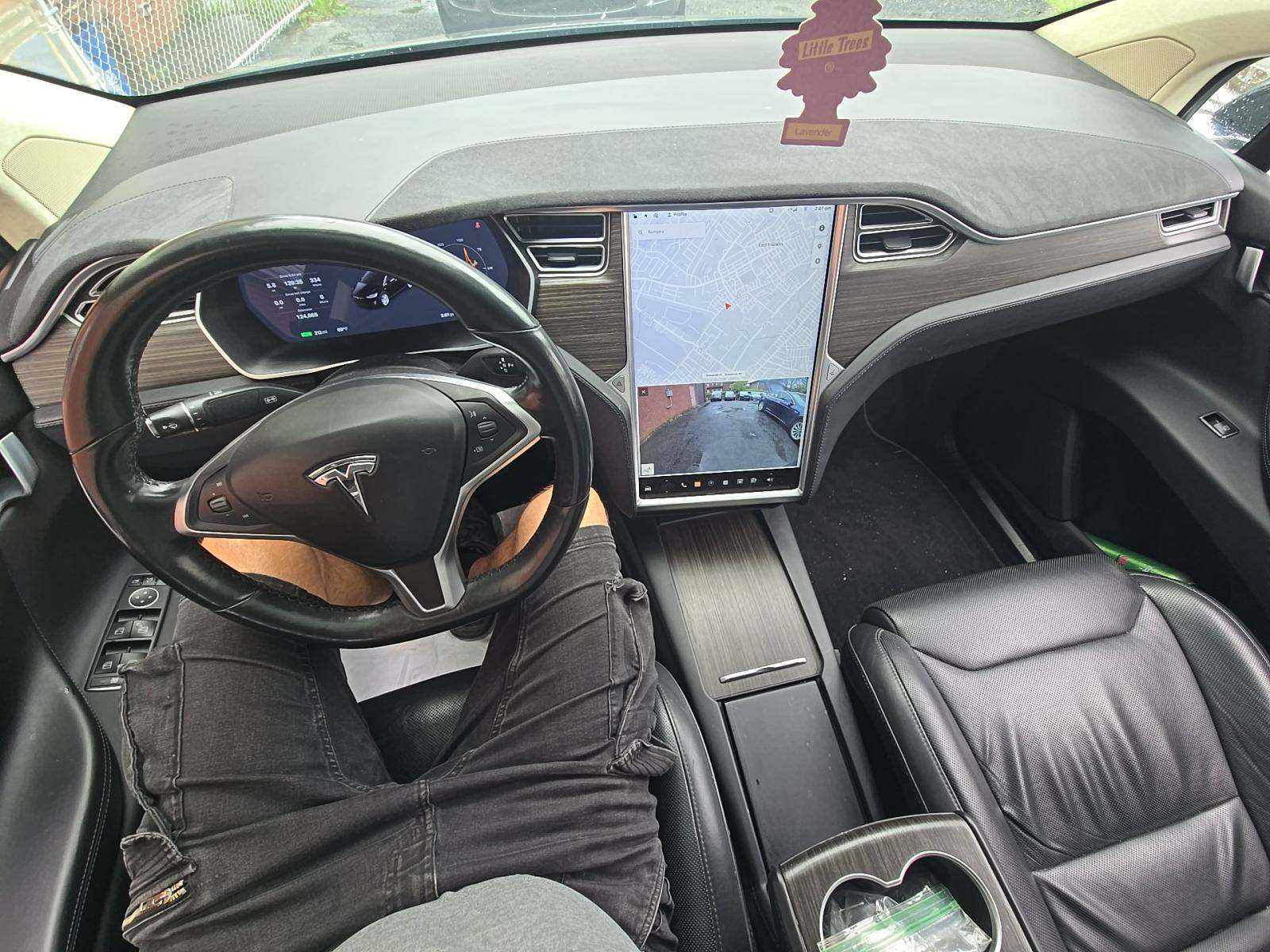 2016 Tesla Model X 90D AWD