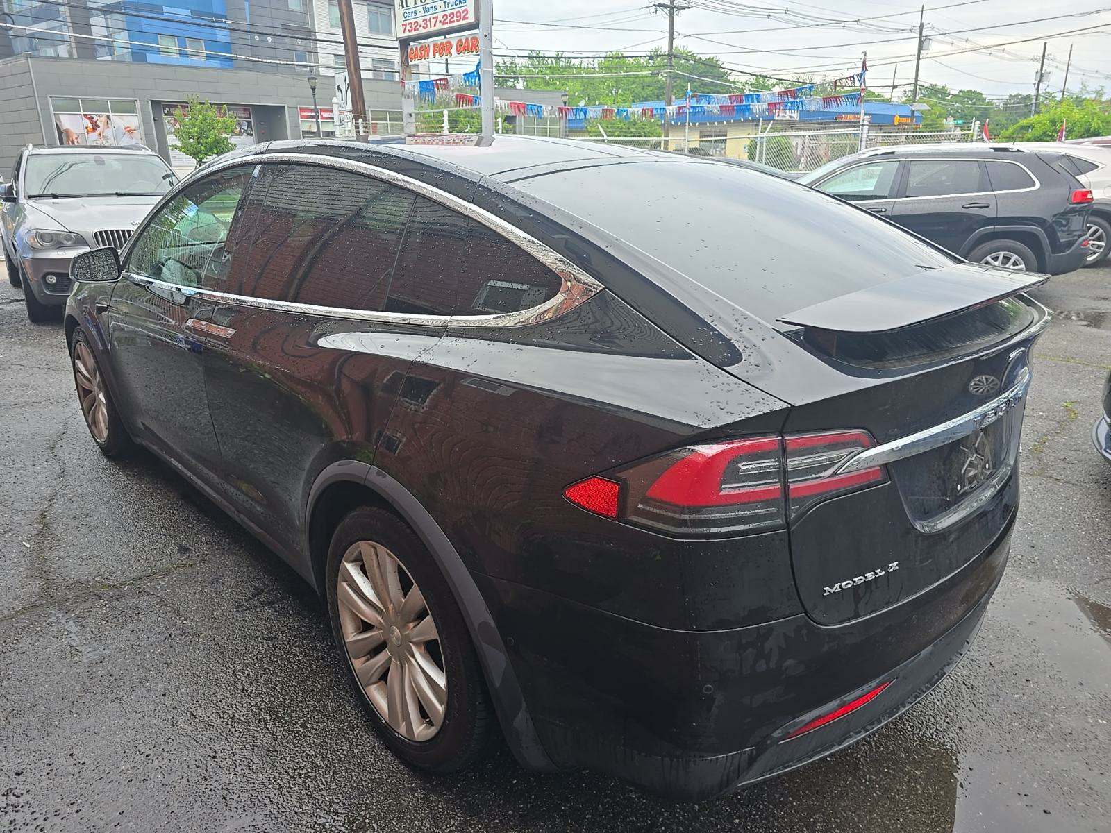 2016 Tesla Model X 90D AWD