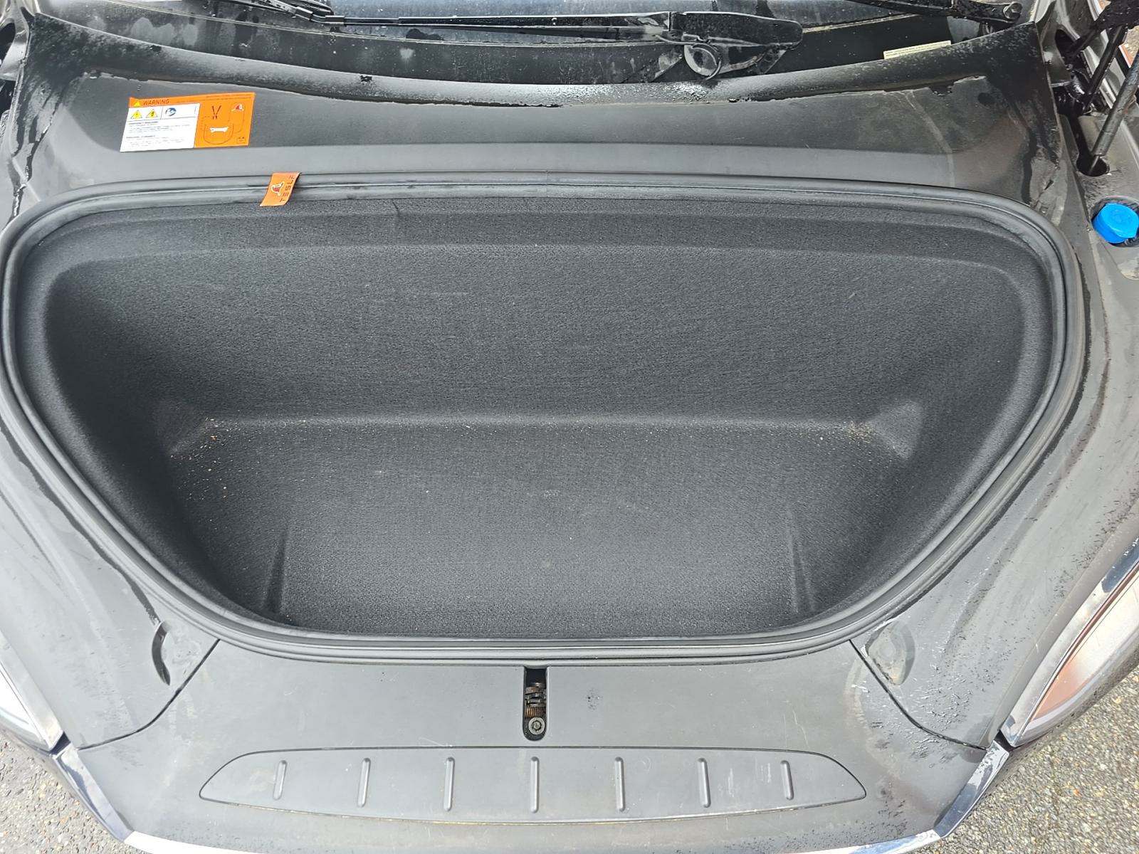 2016 Tesla Model X 90D AWD