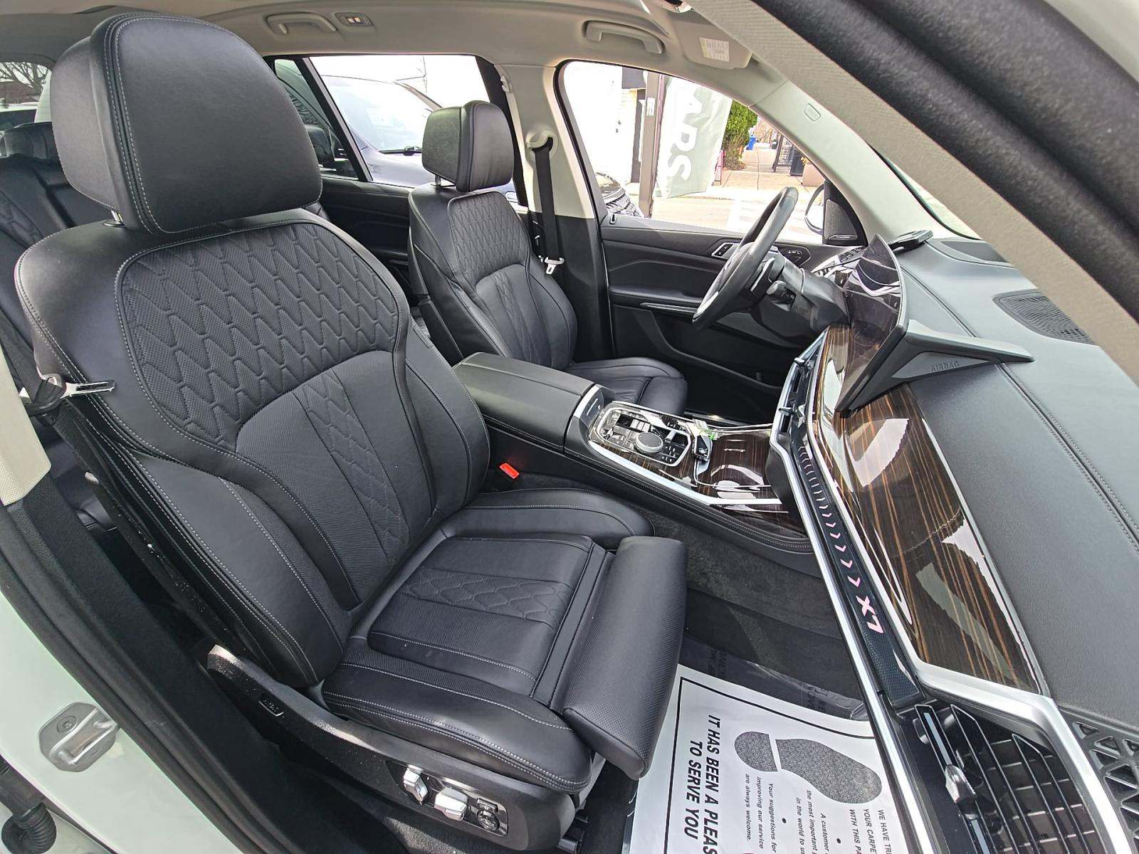 2025 BMW X7 xDrive40i AWD