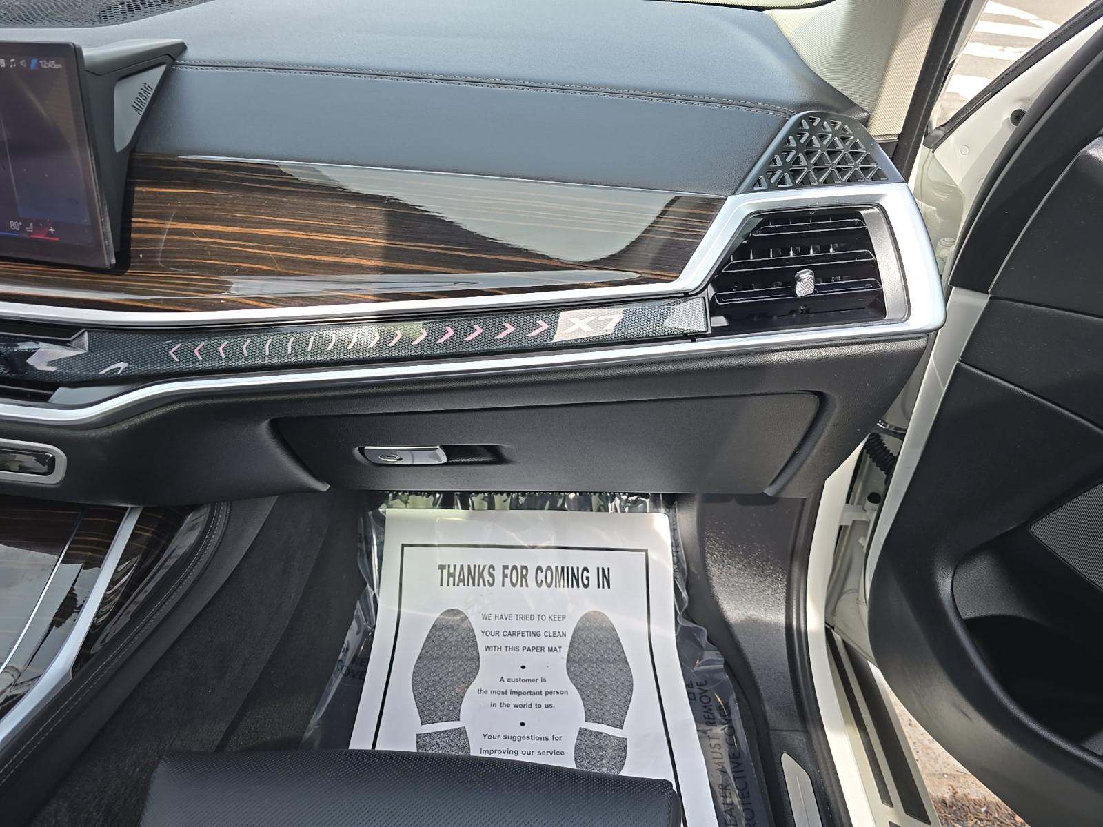 2025 BMW X7 xDrive40i AWD