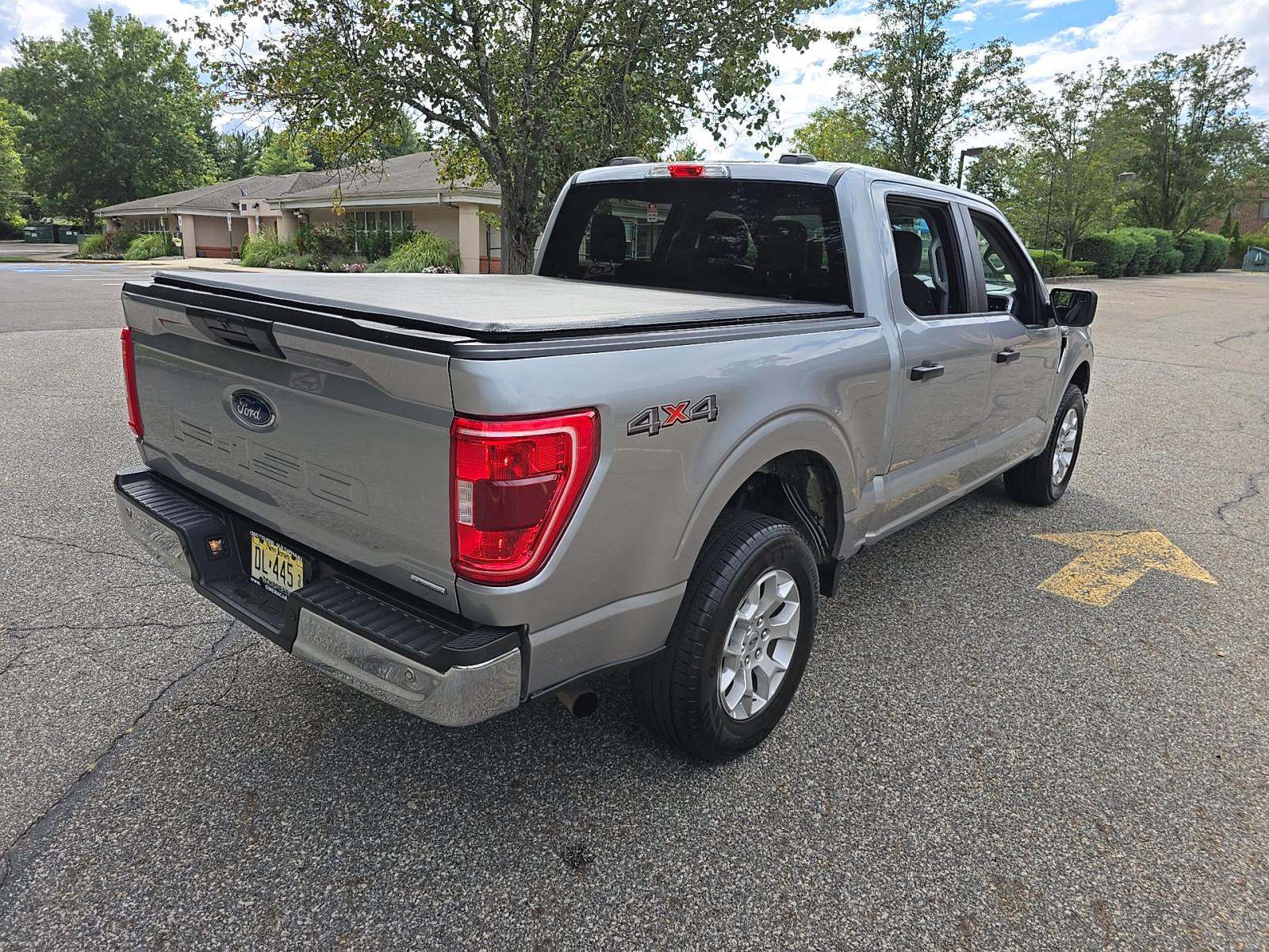 2023 Ford F-150 XLT AWD