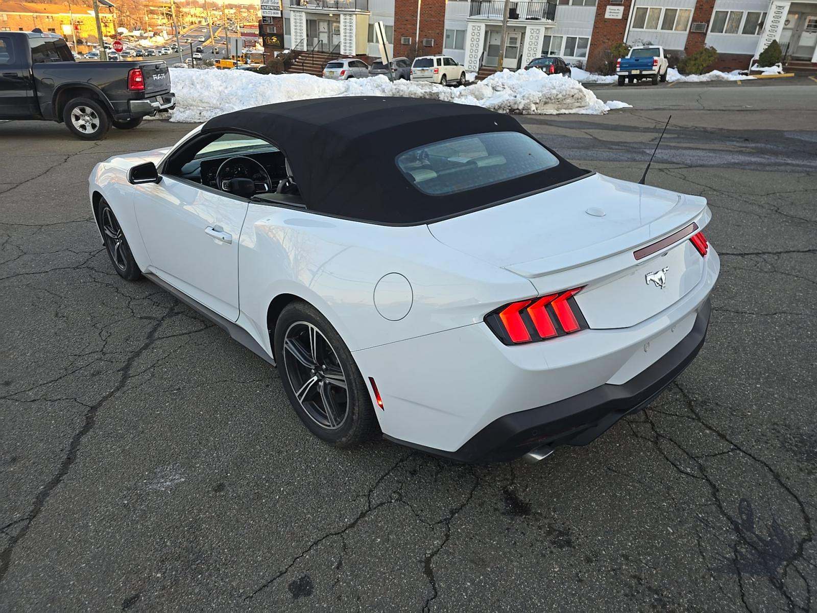 2024 Ford Mustang EcoBoost Premium RWD