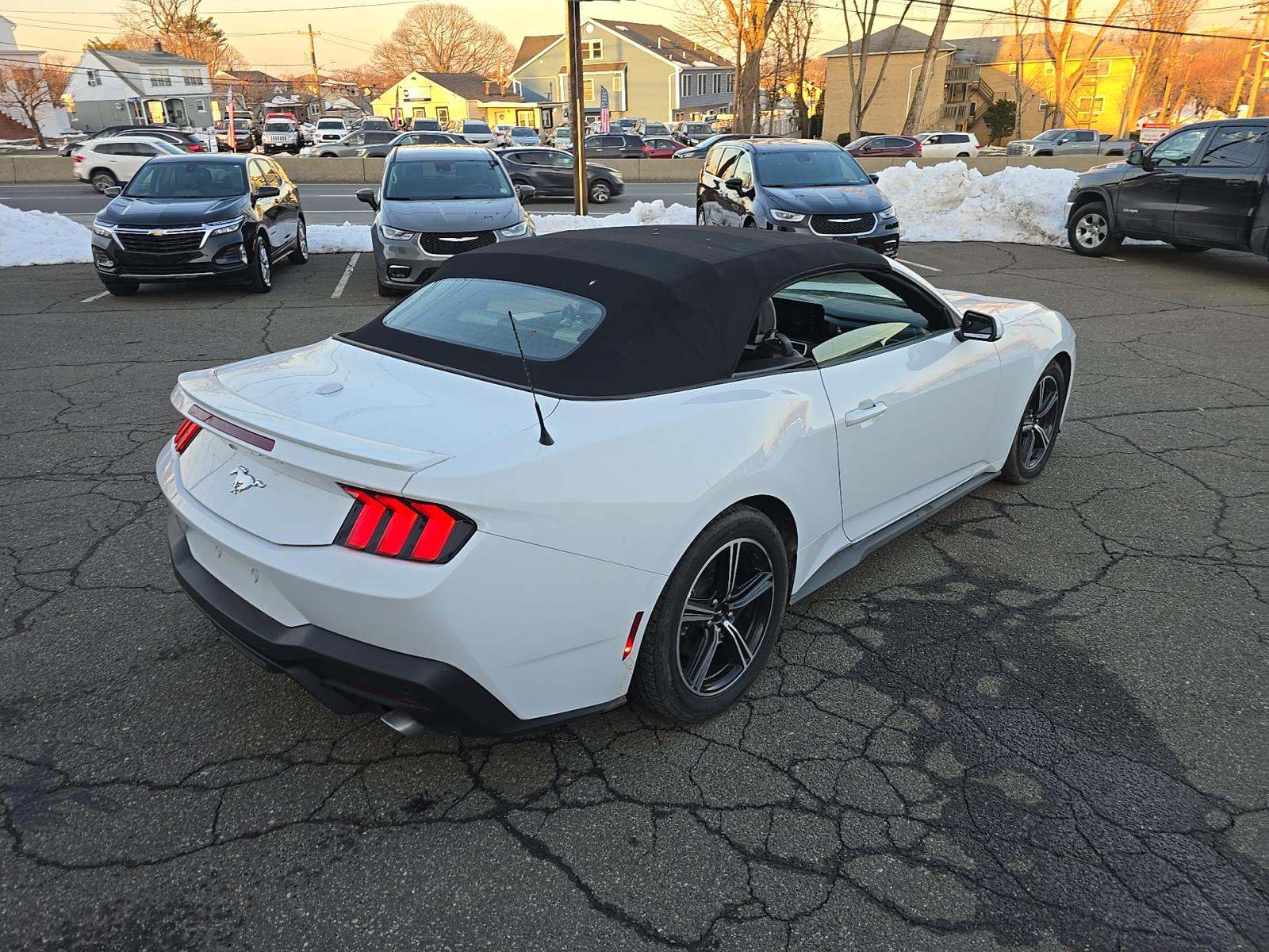 2024 Ford Mustang EcoBoost Premium RWD