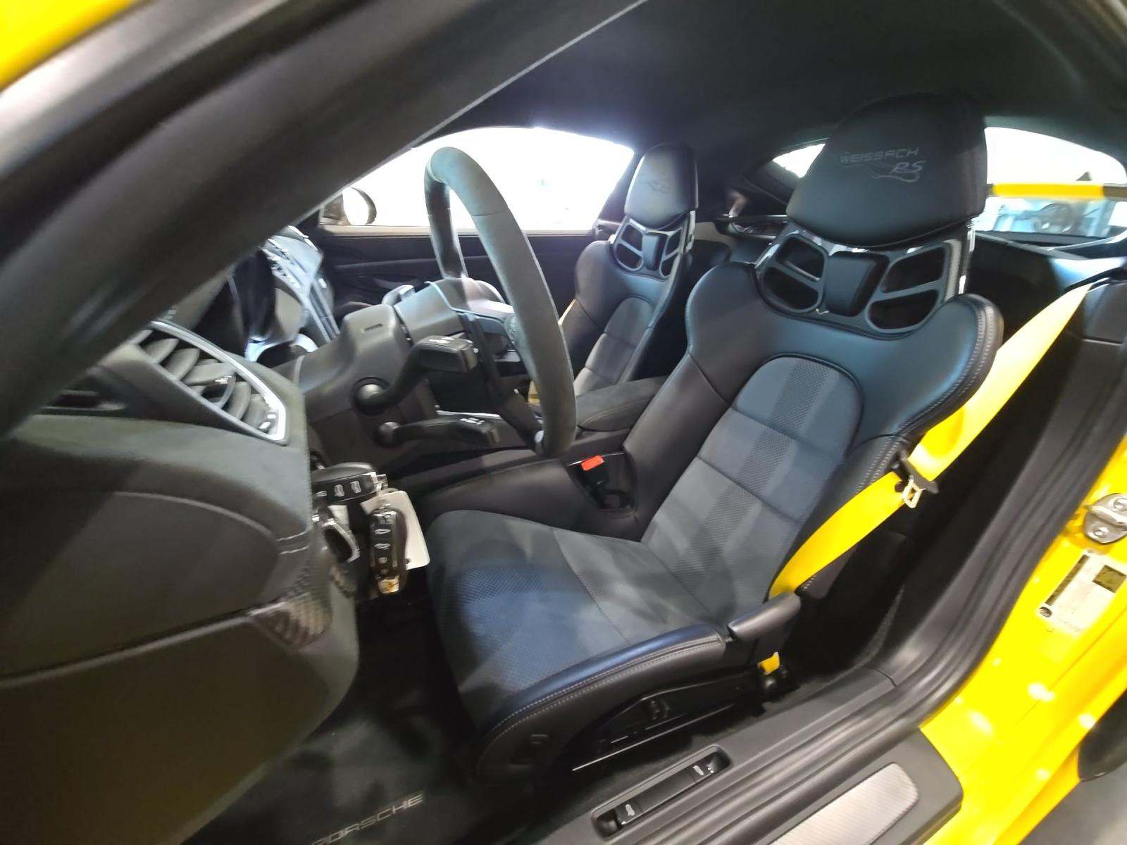 2025 Porsche 718 Cayman GT4 RS RWD