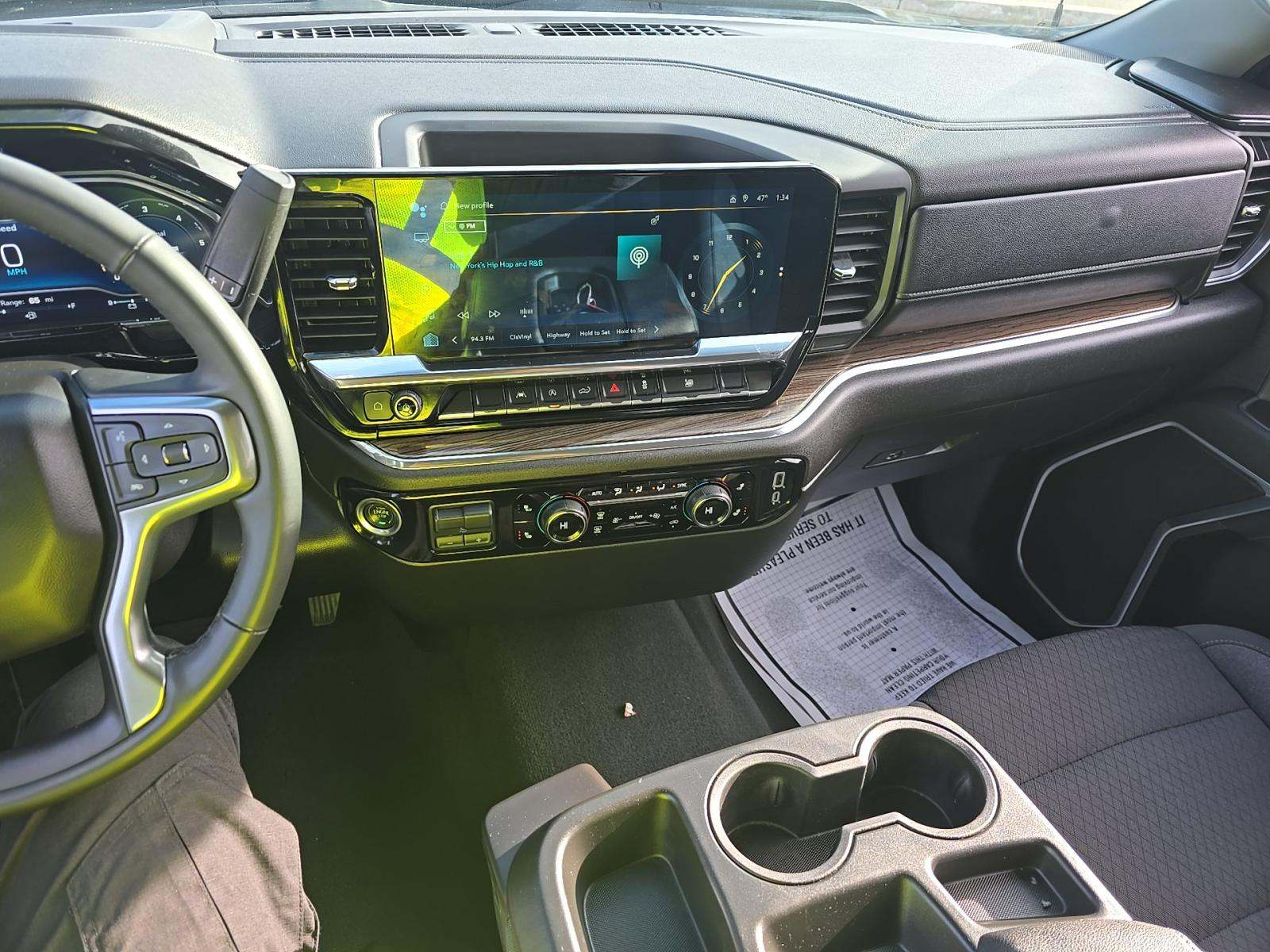 2025 Chevrolet Silverado 1500 LT RWD