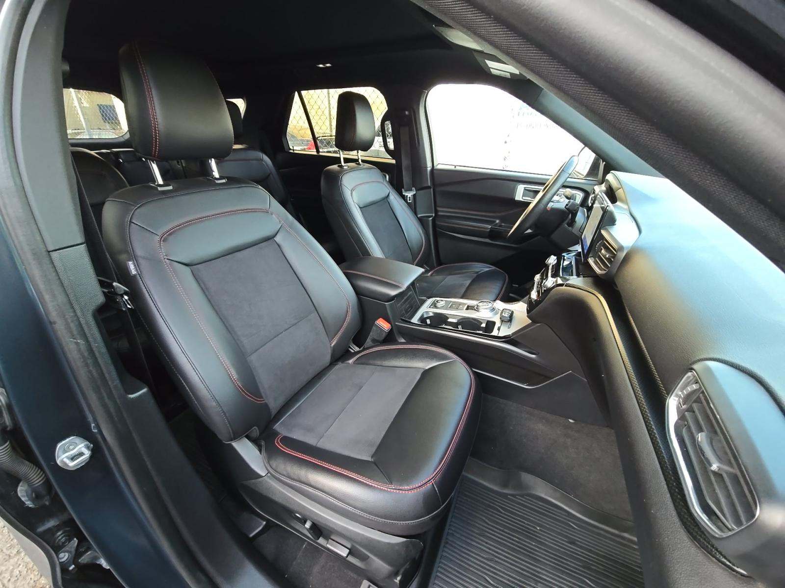 2022 Ford Explorer ST-Line AWD