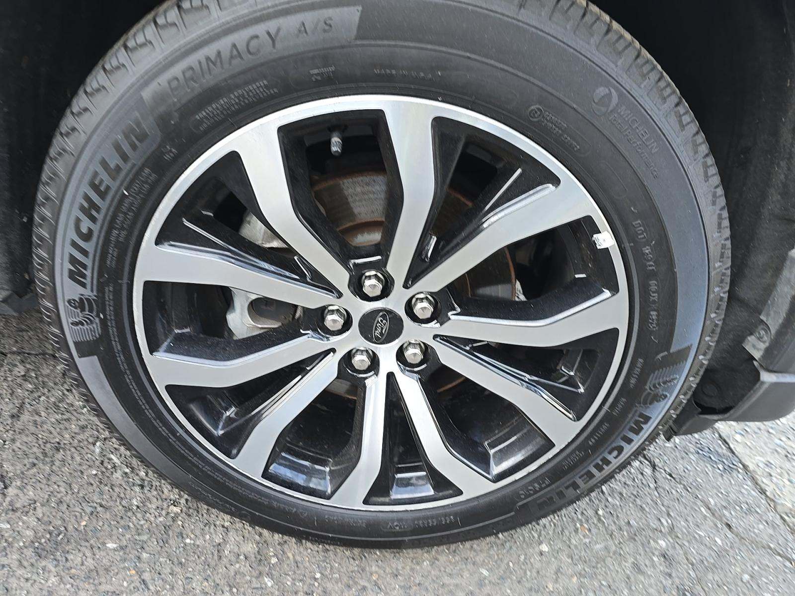 2022 Ford Explorer ST-Line AWD