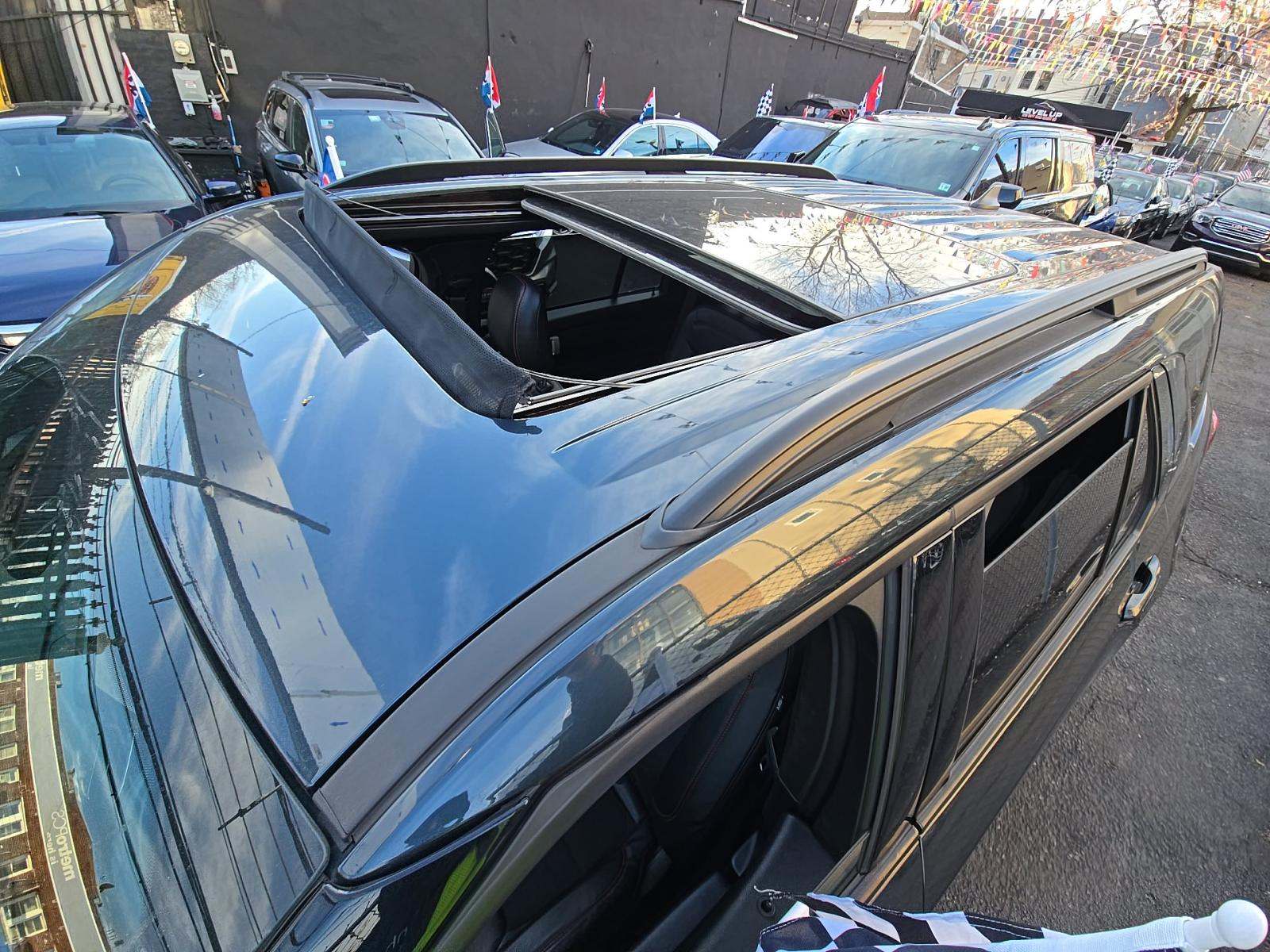 2022 Ford Explorer ST-Line AWD