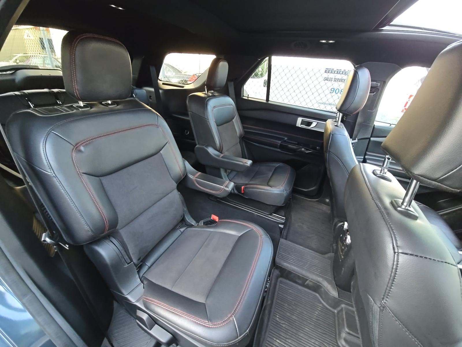 2022 Ford Explorer ST-Line AWD