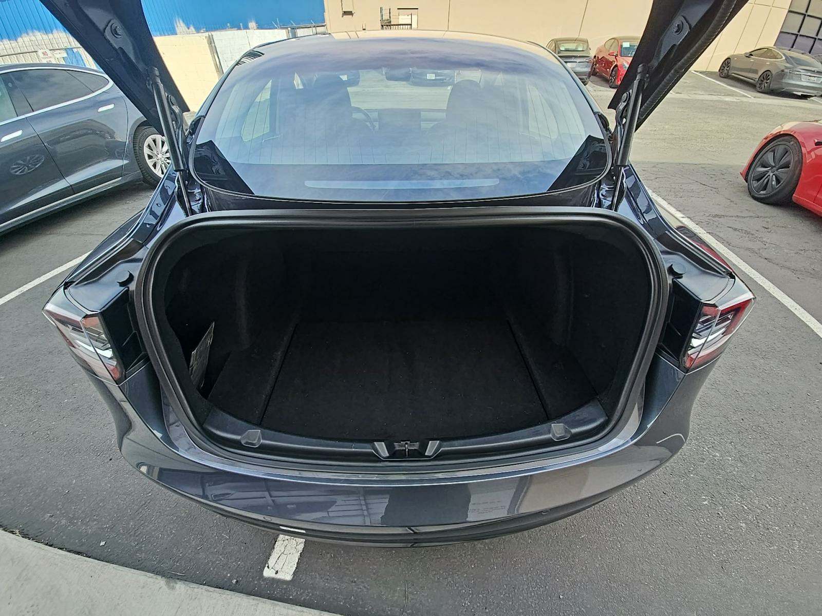 2018 Tesla Model 3 Long Range RWD