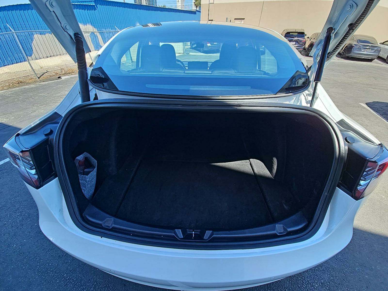 2022 Tesla Model 3 Long Range AWD