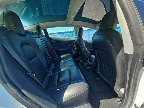 2022 Tesla Model 3 Long Range AWD