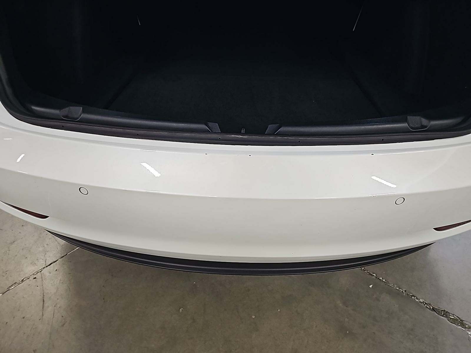 2022 Tesla Model 3 Standard Range RWD
