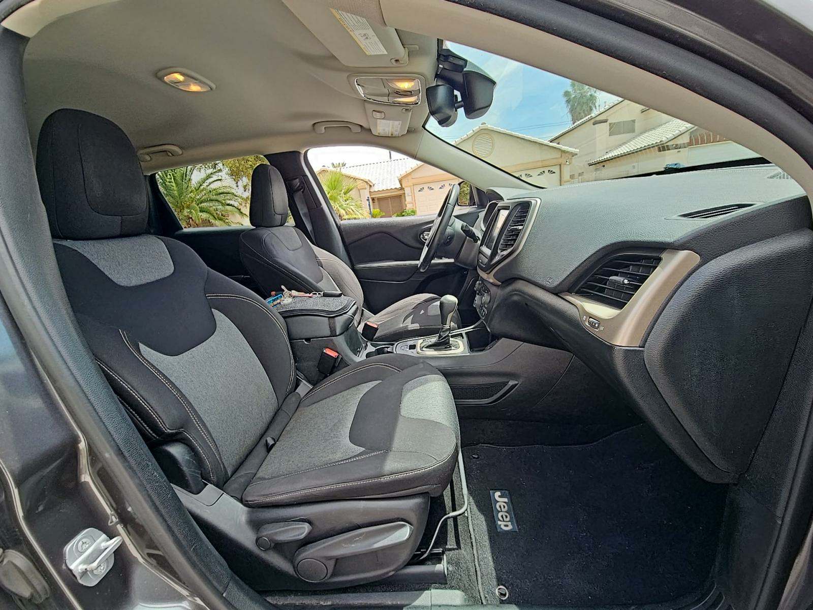 2014 Jeep Cherokee Latitude FWD