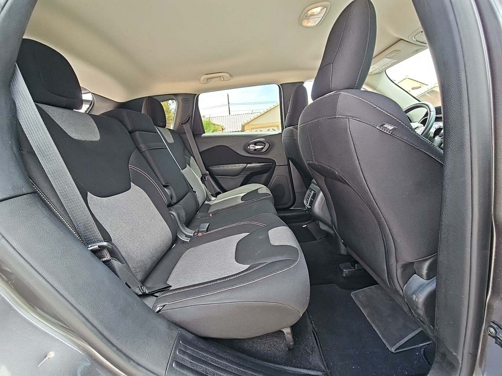 2014 Jeep Cherokee Latitude FWD