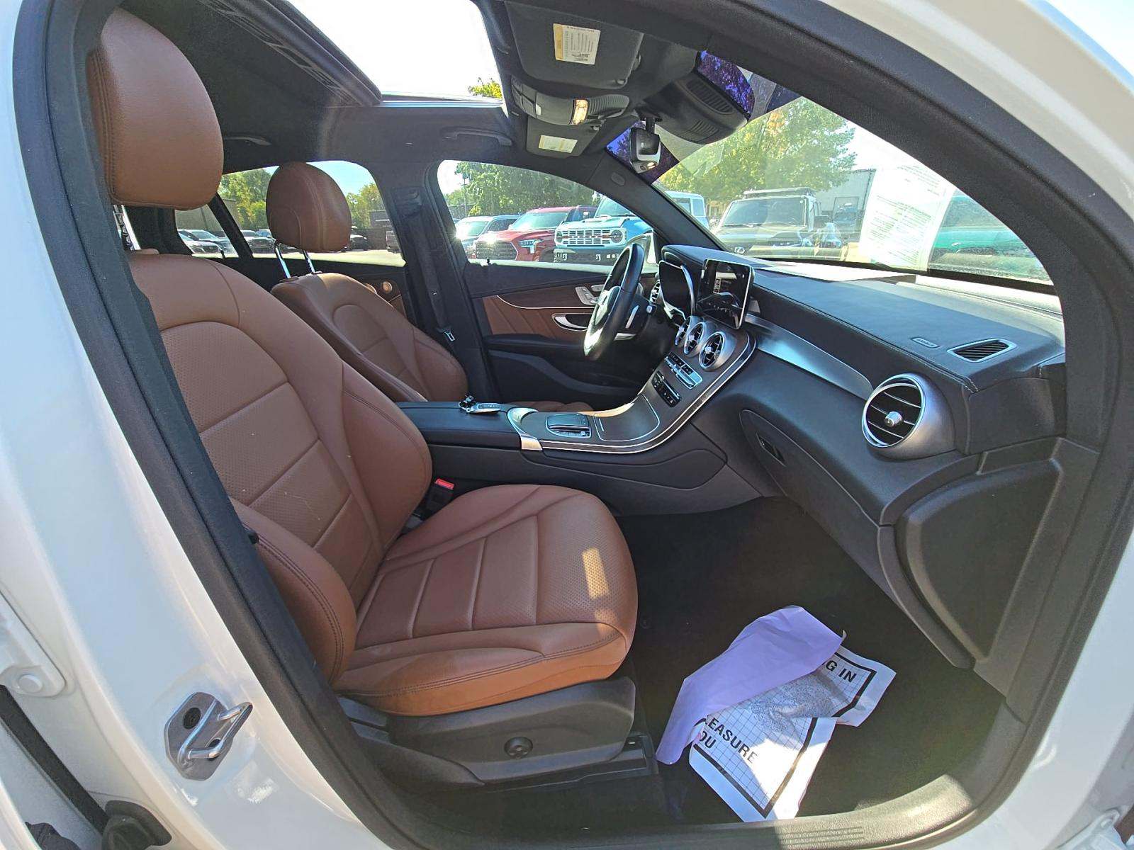 2023 Mercedes-Benz GLC GLC 300 AWD