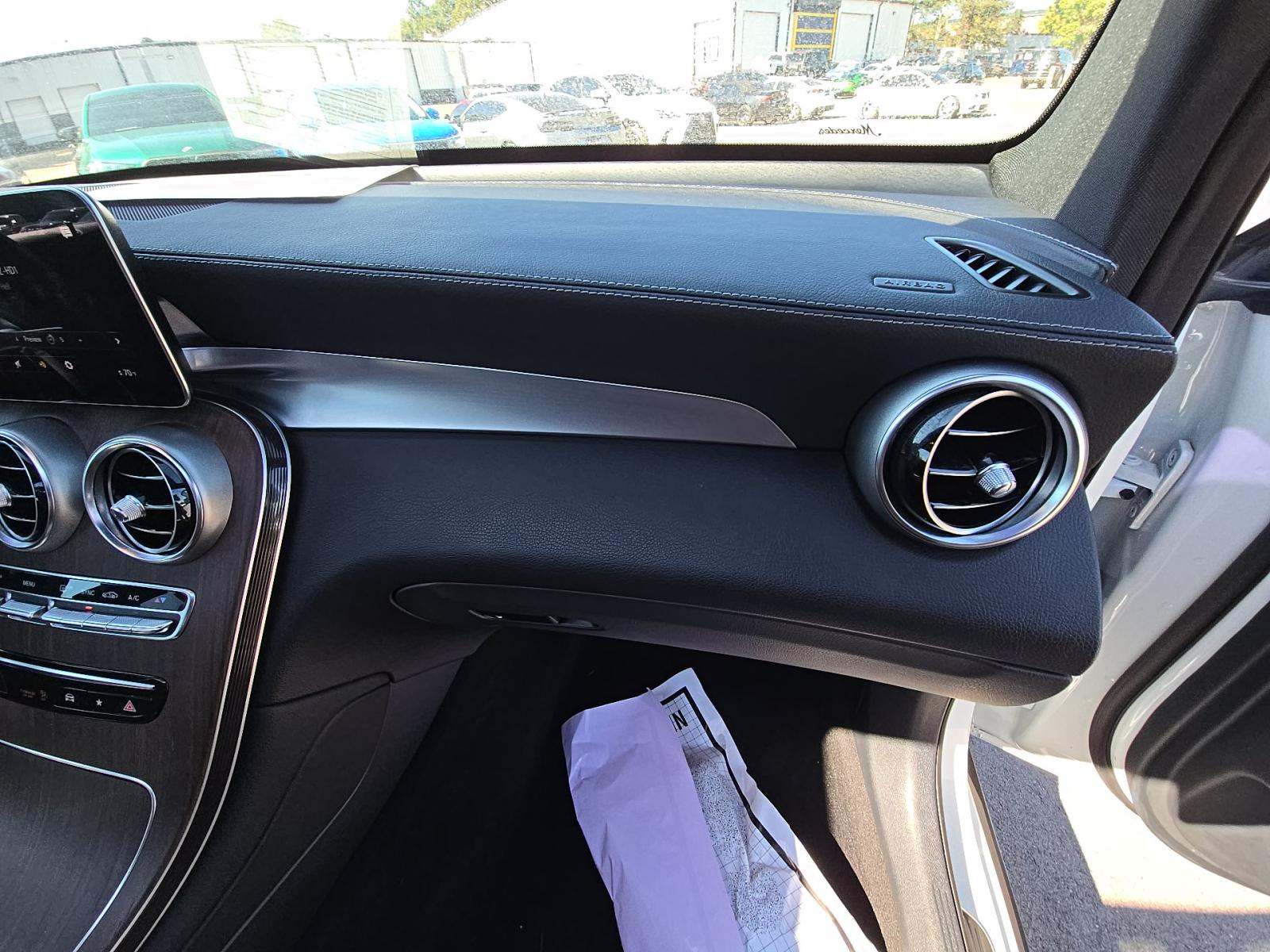 2023 Mercedes-Benz GLC GLC 300 AWD