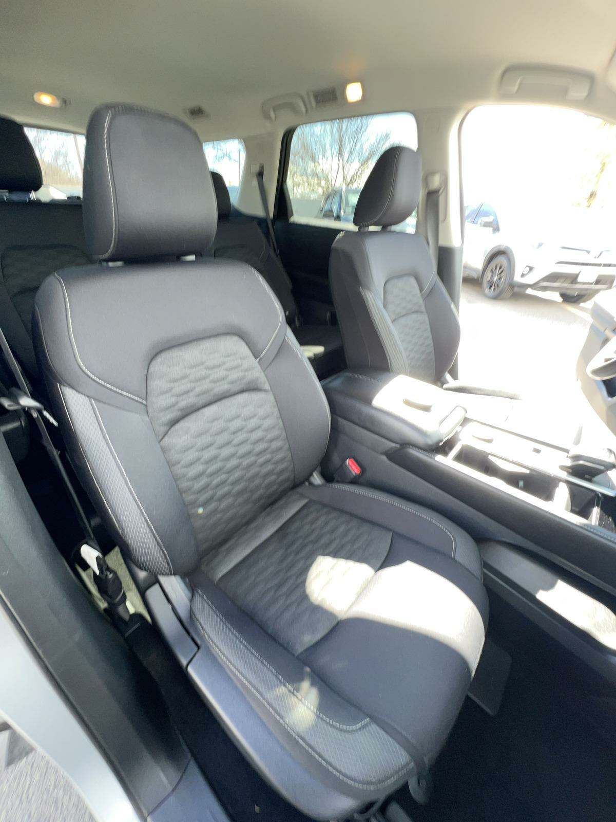 2022 Nissan Pathfinder SV AWD