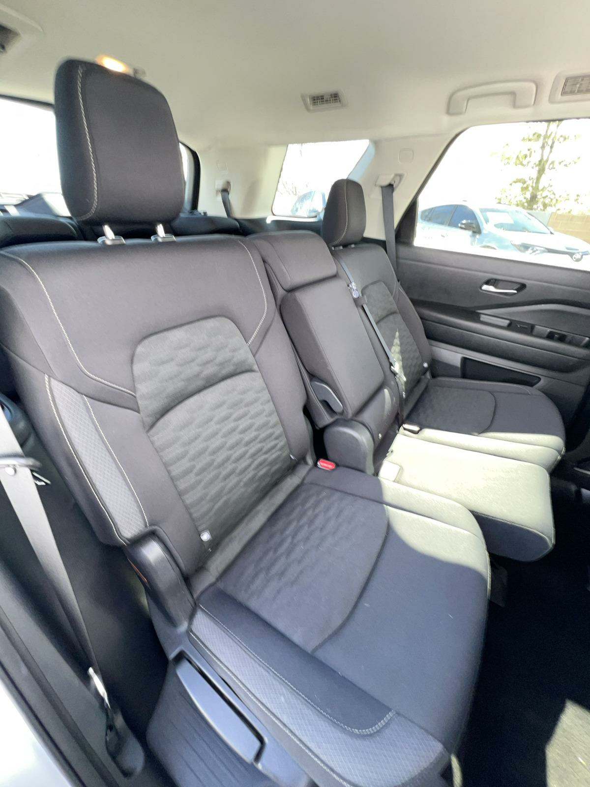 2022 Nissan Pathfinder SV AWD