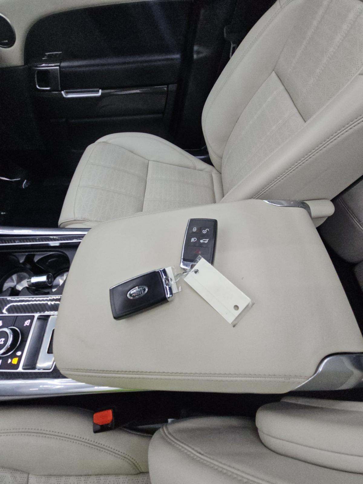 LAND ROVER RANGE ROVER SPORT - 8