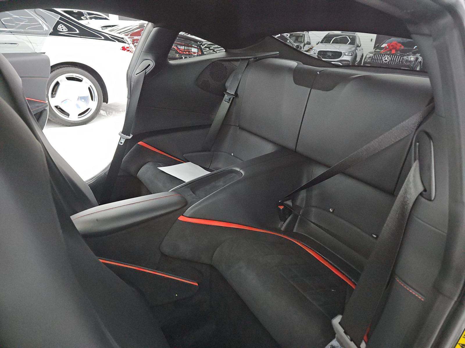 2022 Ferrari Roma Base RWD