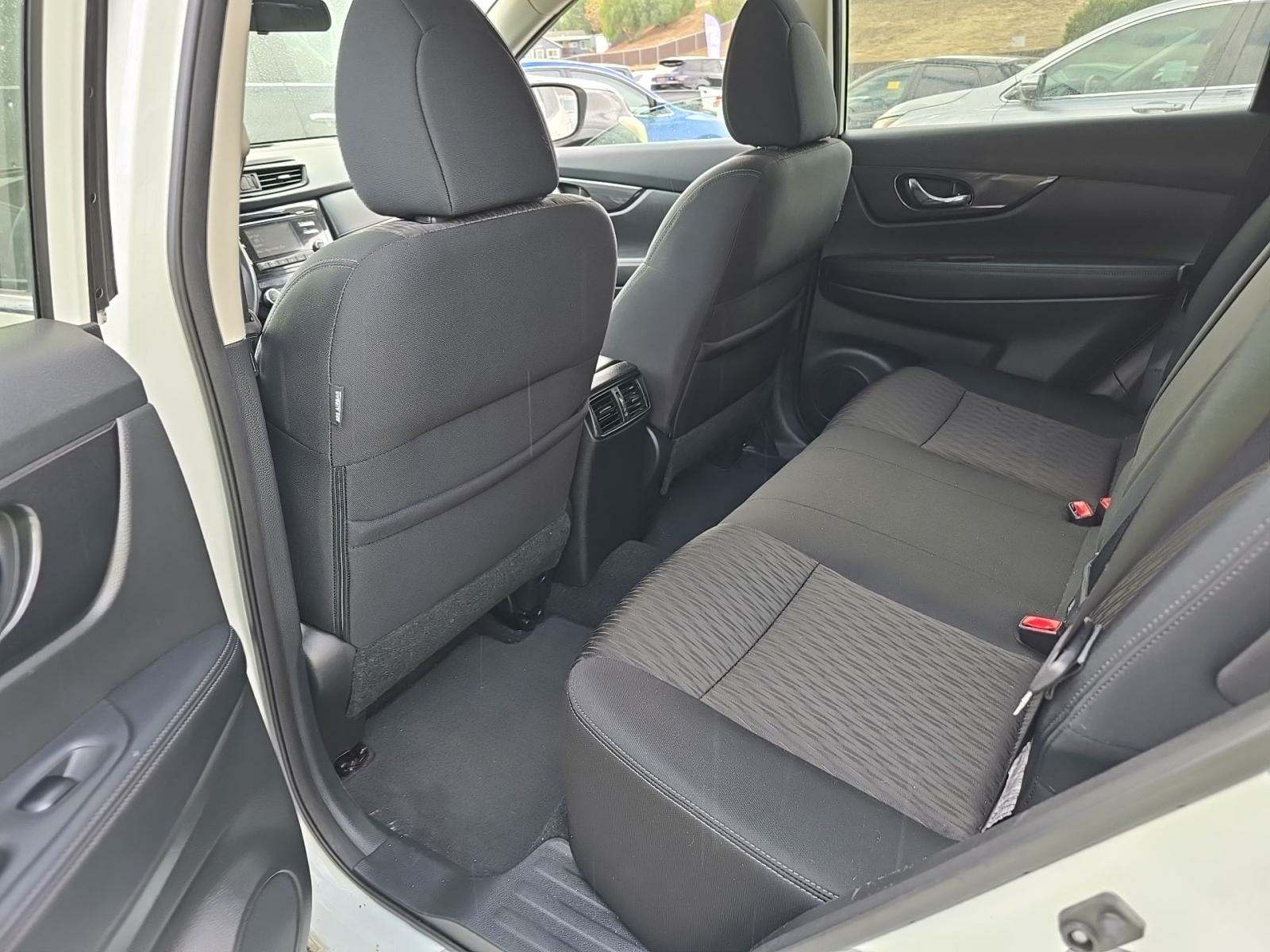 2017 Nissan Rogue Hybrid SV FWD