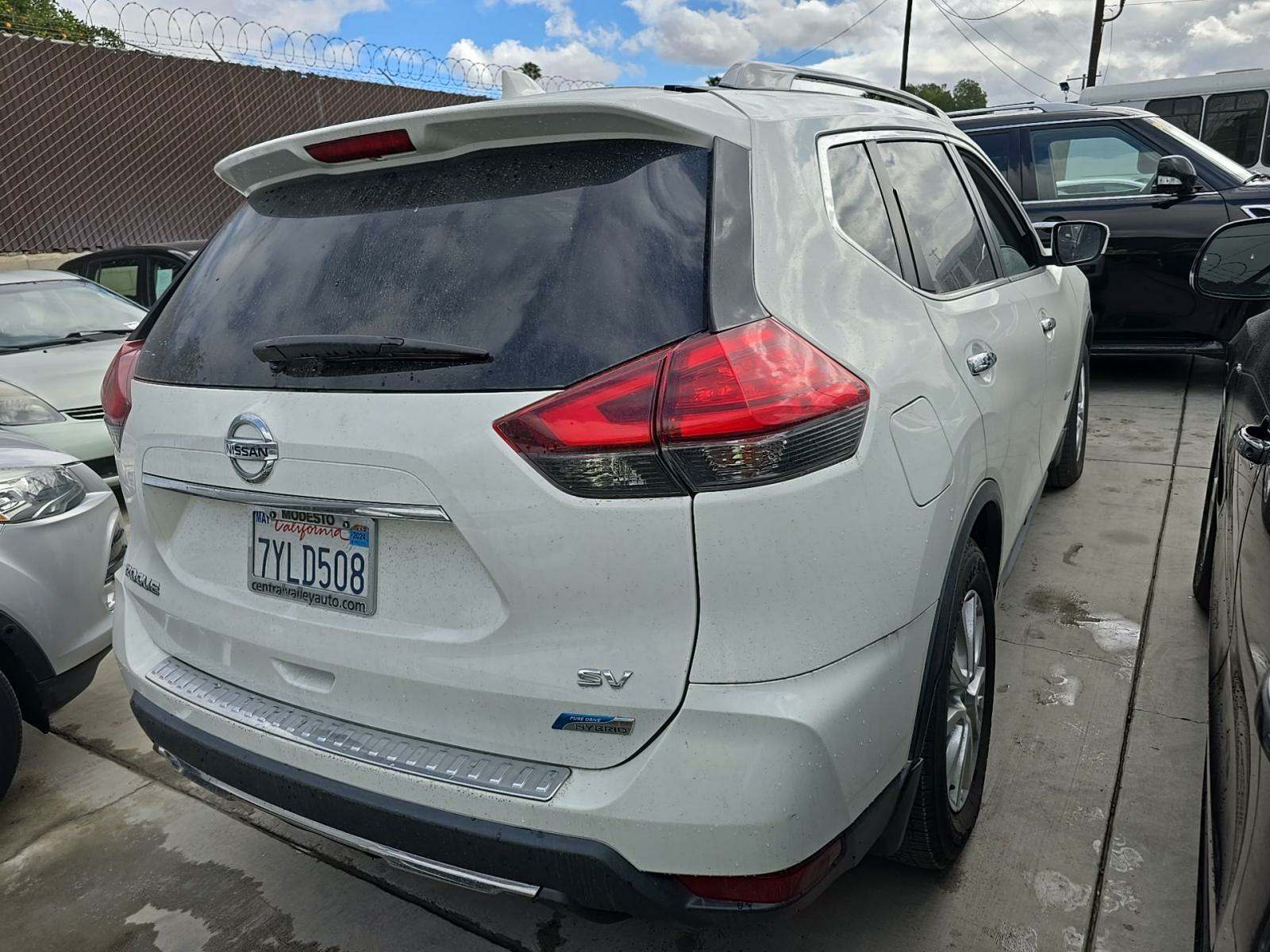 2017 Nissan Rogue Hybrid SV FWD